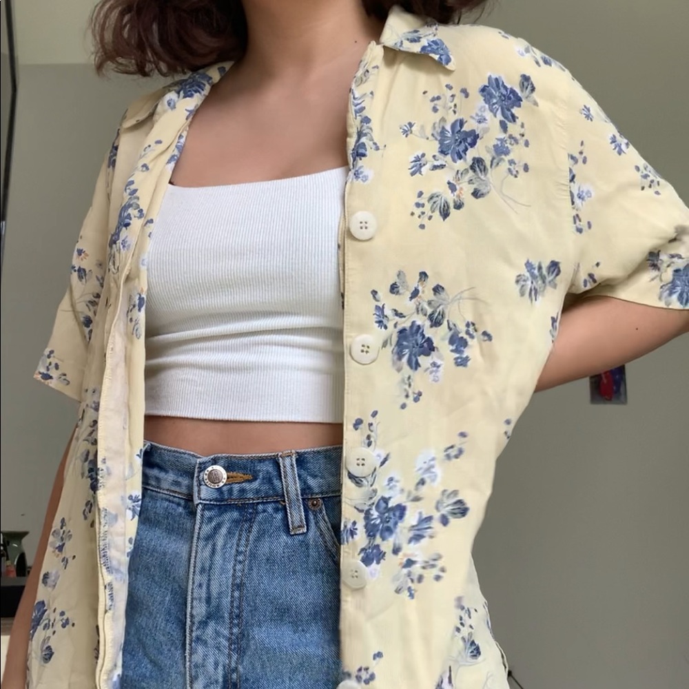 Vintage Grandma Flowy Yellow Floral Button Down